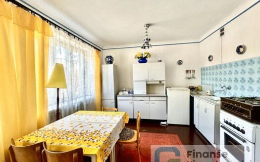 Dom w sąsiedztwie parku i rzeki Rawki, ul. Łowicka