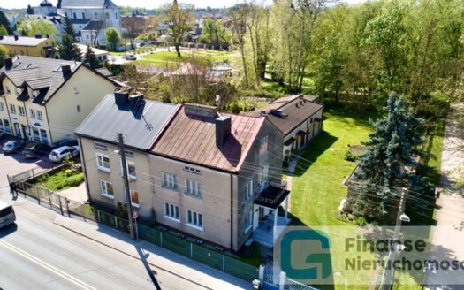 Dom w sąsiedztwie parku i rzeki Rawki, ul. Łowicka