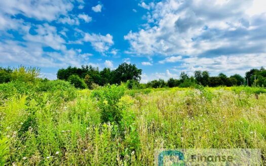 Działka w Wólce Lesiewskiej z możliwością zabudowy