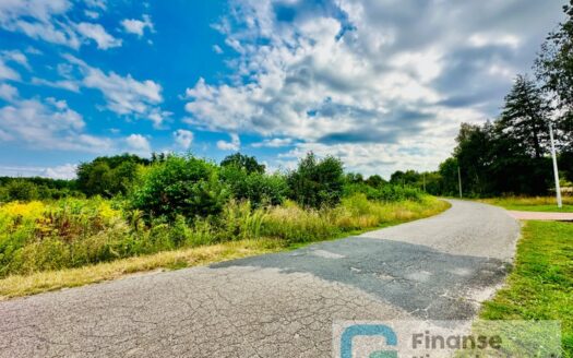 Działka w Wólce Lesiewskiej z możliwością zabudowy