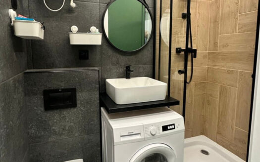 🏢 KAWALERKA 20,91 m² | KAMIENICA | KLIMATYZACJA | CEGŁA | UL. BERLIŃSKIEGO – ŁÓDŹ 🏙️