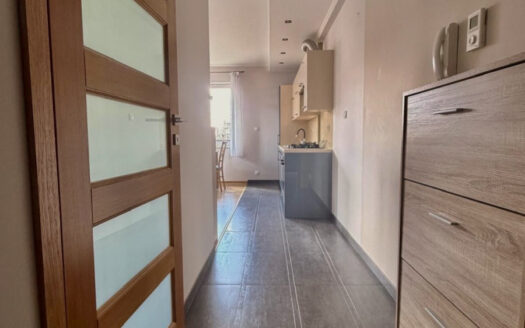 🏡 Komfortowe mieszkanie 37 m² z balkonem, windą i komórką lokatorską | Rawa Mazowiecka | ul. Batorego