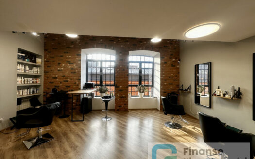 Na sprzedaż dochodowy salon kosmetyczny z lokalem na własność – 180 m² | Łódź