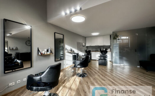 Na sprzedaż dochodowy salon kosmetyczny z lokalem na własność – 180 m² | Łódź