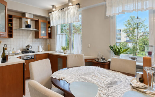 🏡 PRZESTRONNE MIESZKANIE 60 M² NA PARTERZE | BALKON Z PRZESUWNĄ ZABUDOWĄ | RAWA MAZOWIECKA