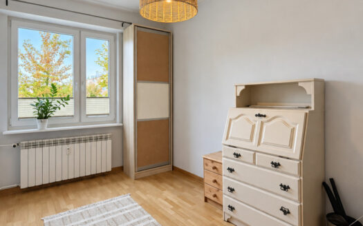 🏡 PRZESTRONNE MIESZKANIE 60 M² NA PARTERZE | BALKON Z PRZESUWNĄ ZABUDOWĄ | RAWA MAZOWIECKA