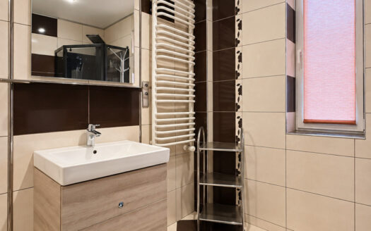 🏡 Dom w zabudowie bliźniaczej 180 m² | Działka 500 m² | Ogród, garaż i 2 balkony | Rawa Mazowiecka, ul. Ogrodowa